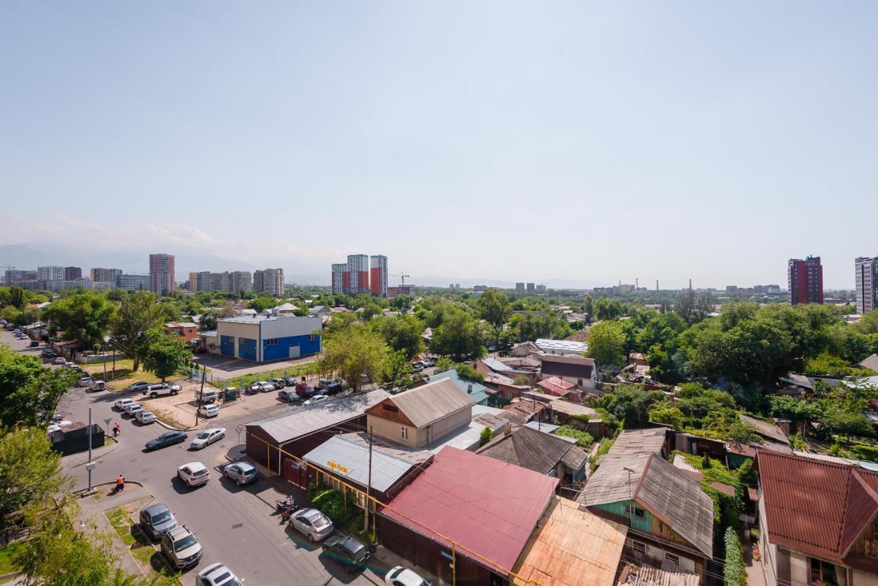 Like Home - Apartment With A View Almatî Exterior foto